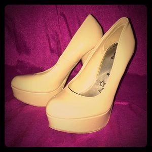 Brash cream colored platform stiletto